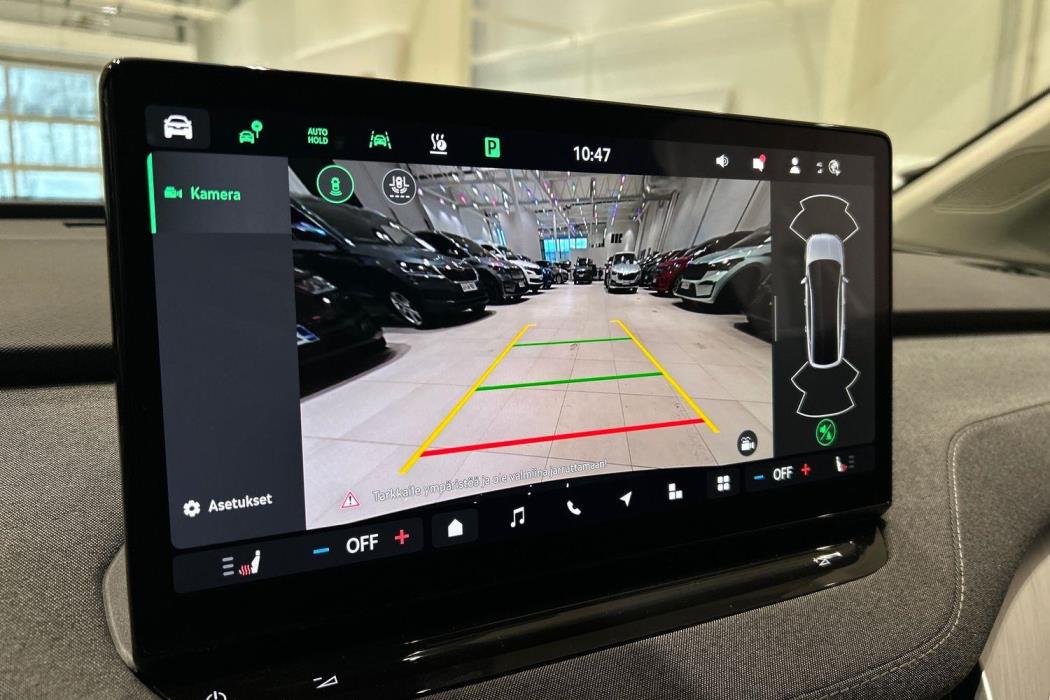 SKODA Enyaq 2025