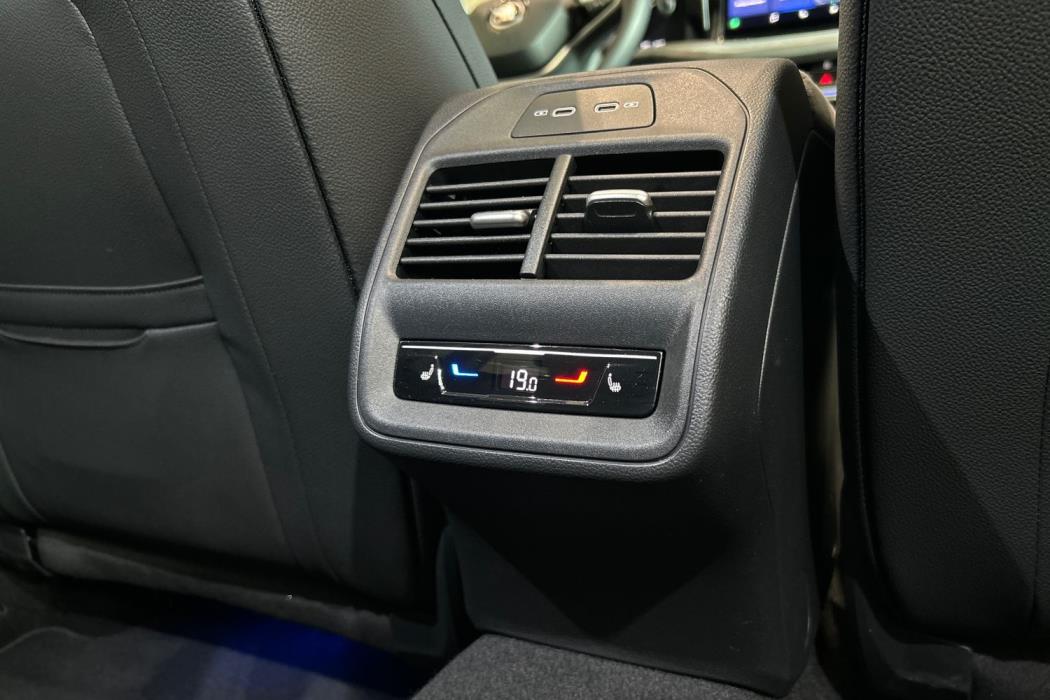 SKODA SUPERB 2024
