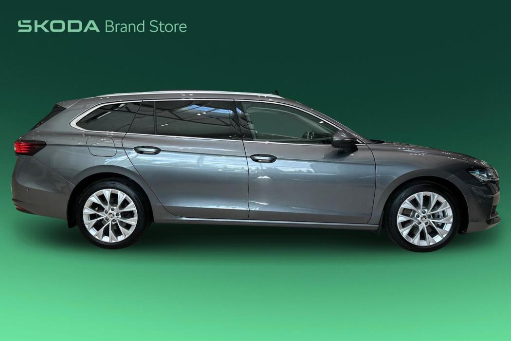 SKODA SUPERB 2024