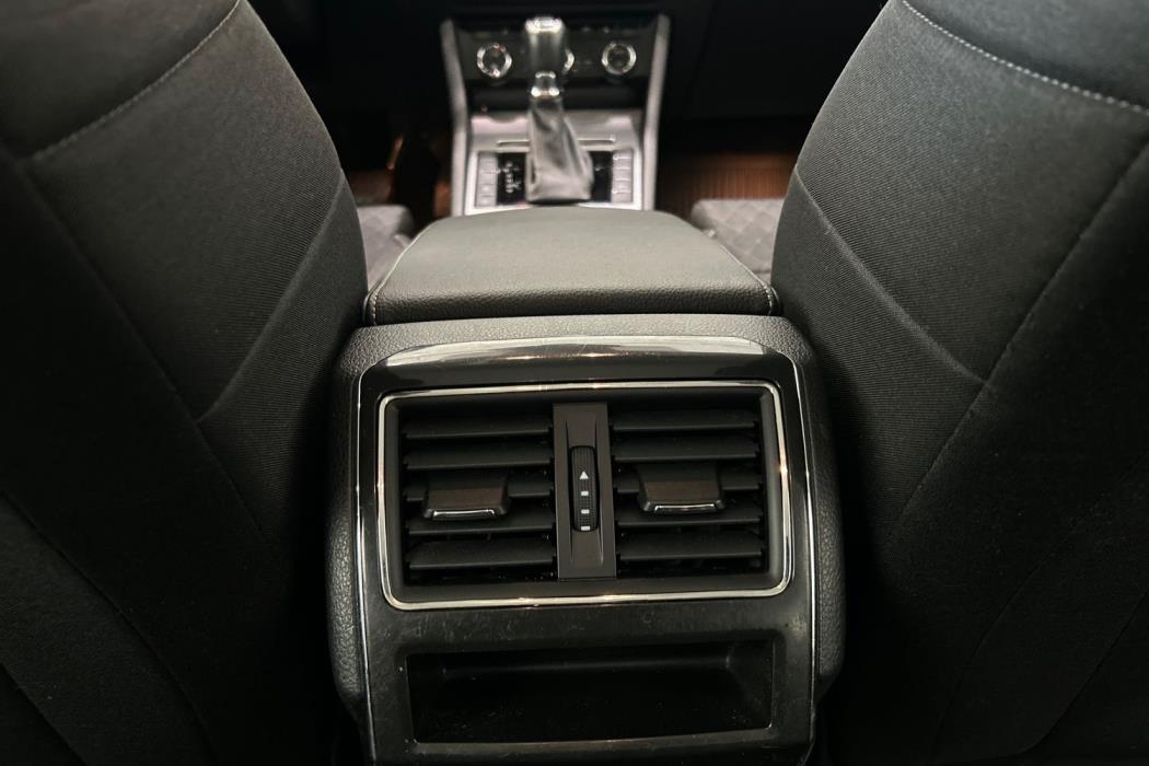 Skoda Superb 2022
