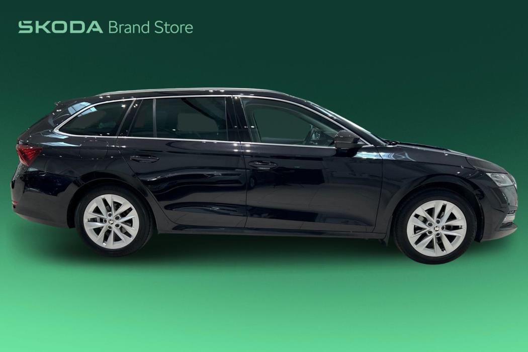 SKODA OCTAVIA 2022