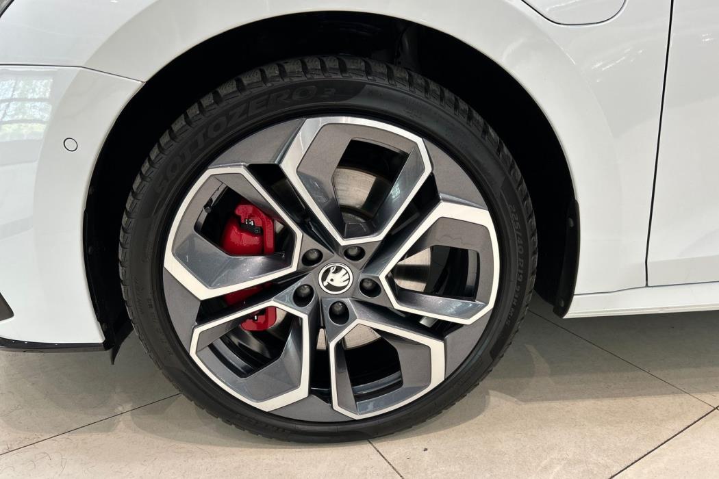 Skoda Octavia 2024