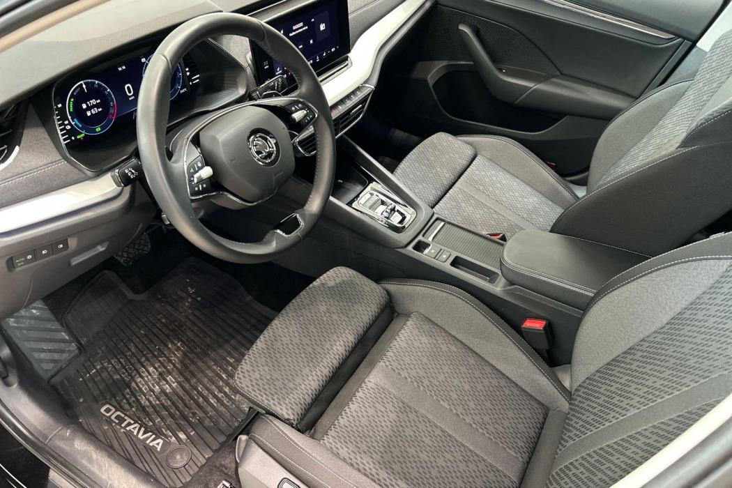 Skoda Octavia 2023