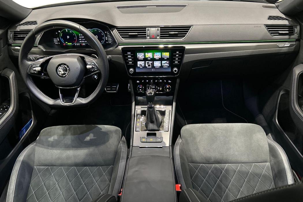 Skoda Superb 2024