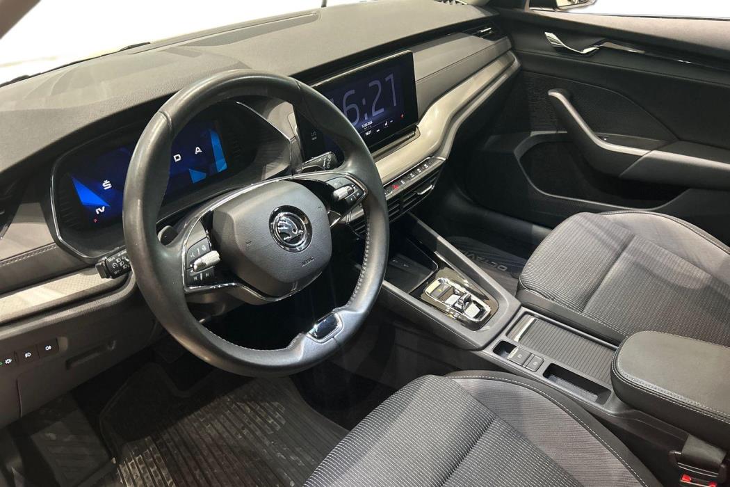 SKODA Octavia 2023
