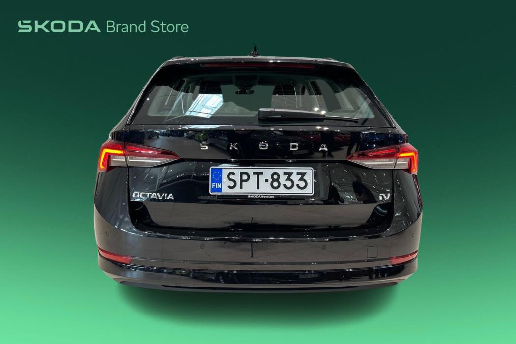 SKODA Octavia 2023