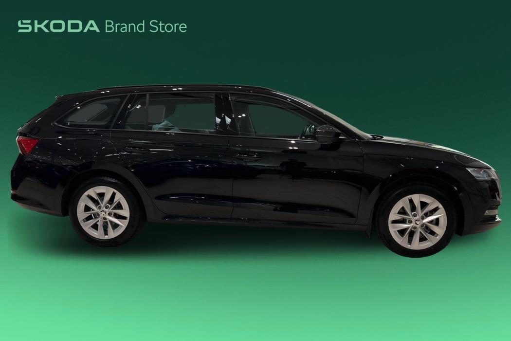 SKODA Octavia 2023