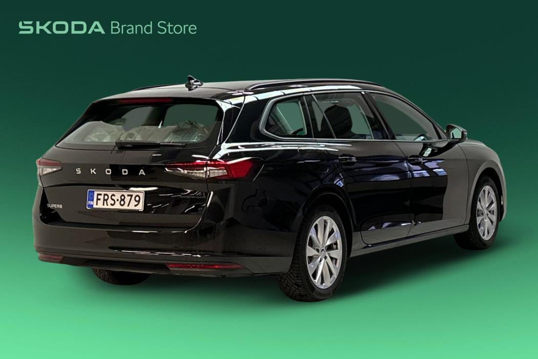 SKODA SUPERB 2025