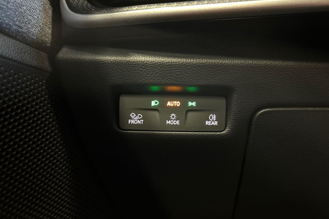 SKODA SUPERB 2025