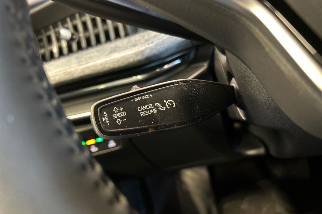 SKODA SUPERB 2025