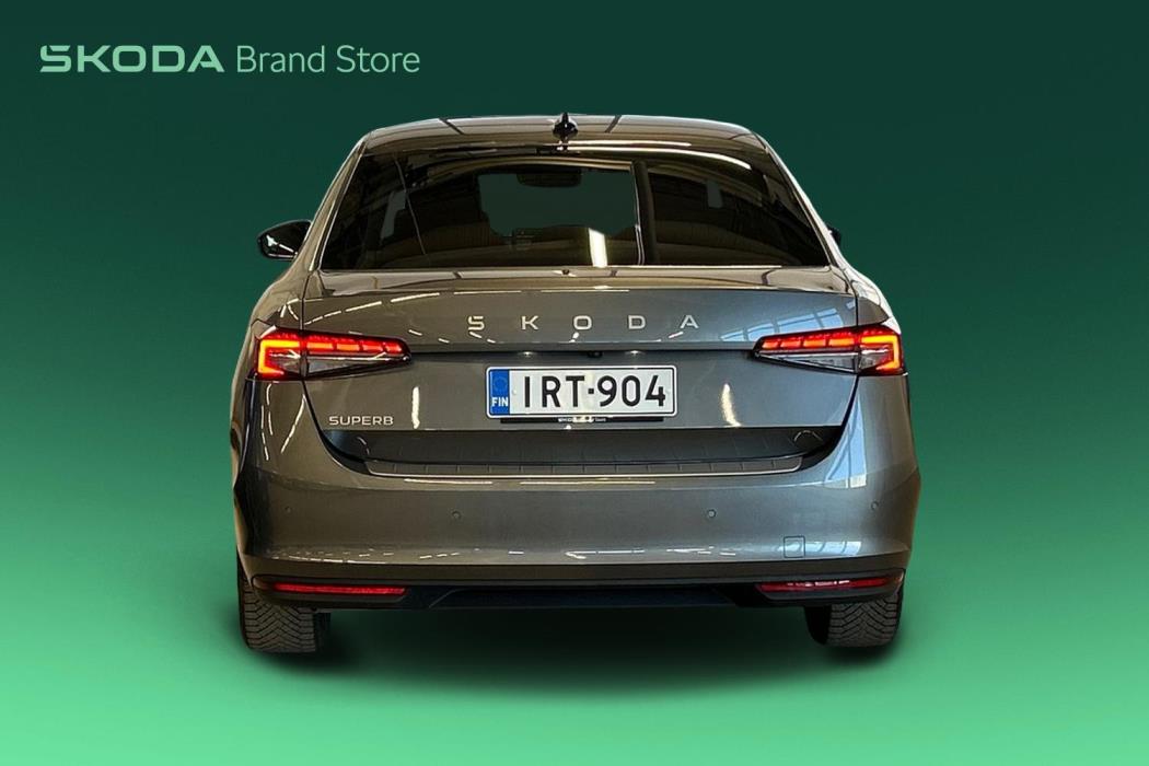 SKODA SUPERB 2025