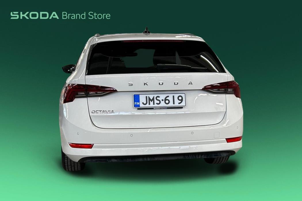 SKODA OCTAVIA 2022
