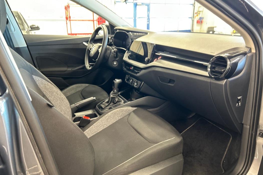 SKODA Fabia 2024