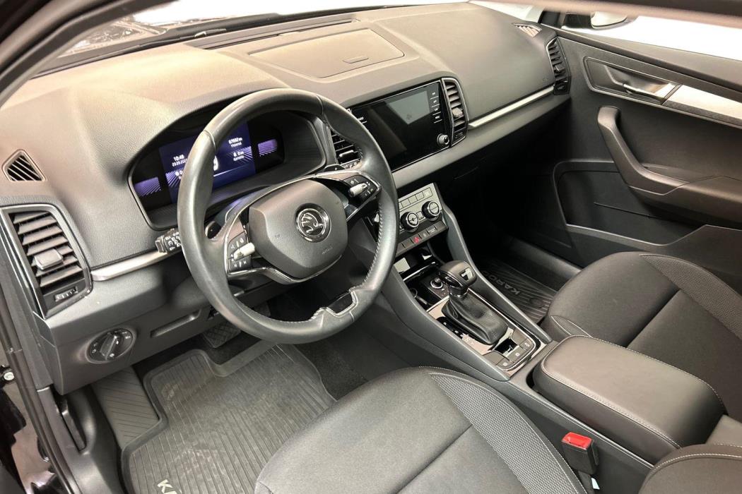 SKODA Karoq 2023