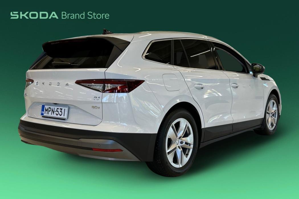 SKODA Enyaq 2023