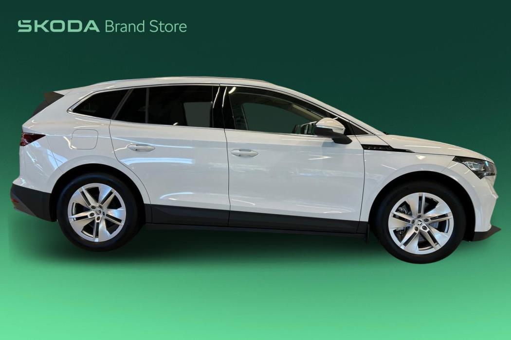 SKODA Enyaq 2023