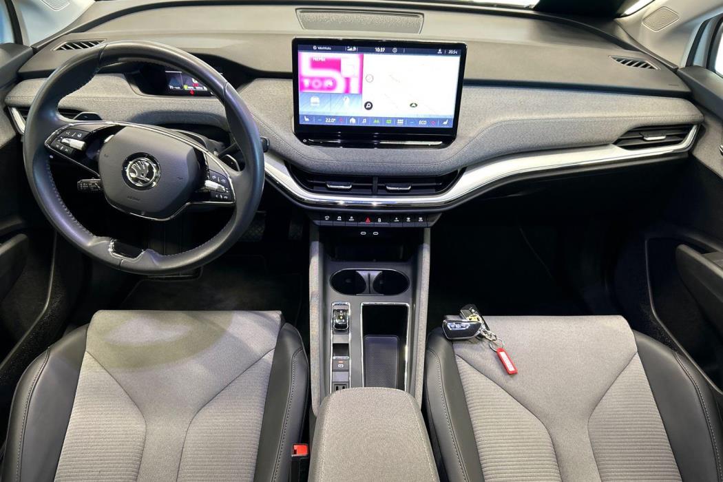 SKODA Enyaq 2023