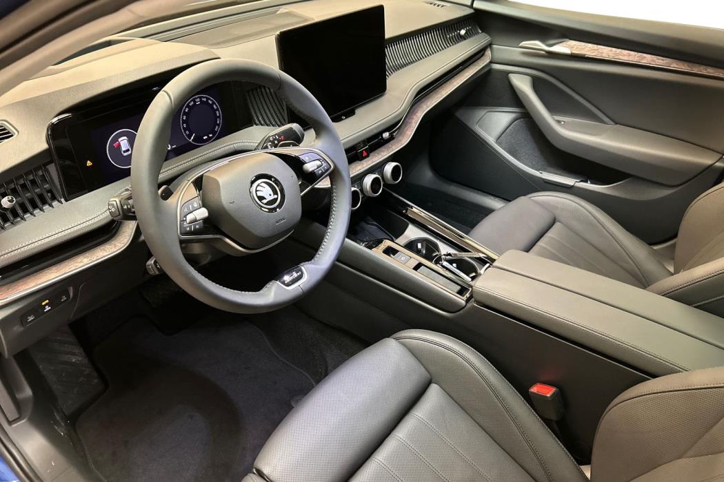 Skoda Superb 2025