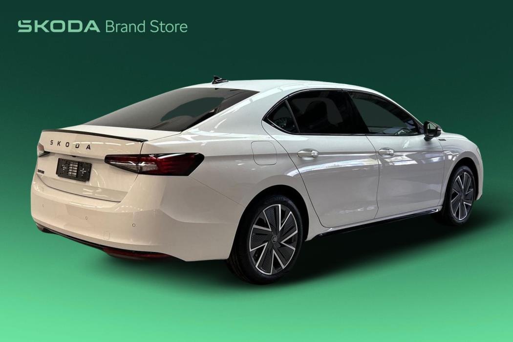 Skoda Superb 2025