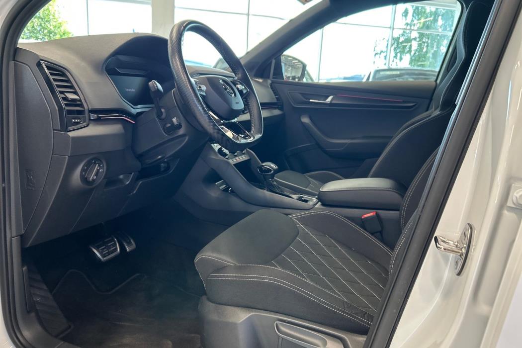 SKODA Karoq 2023