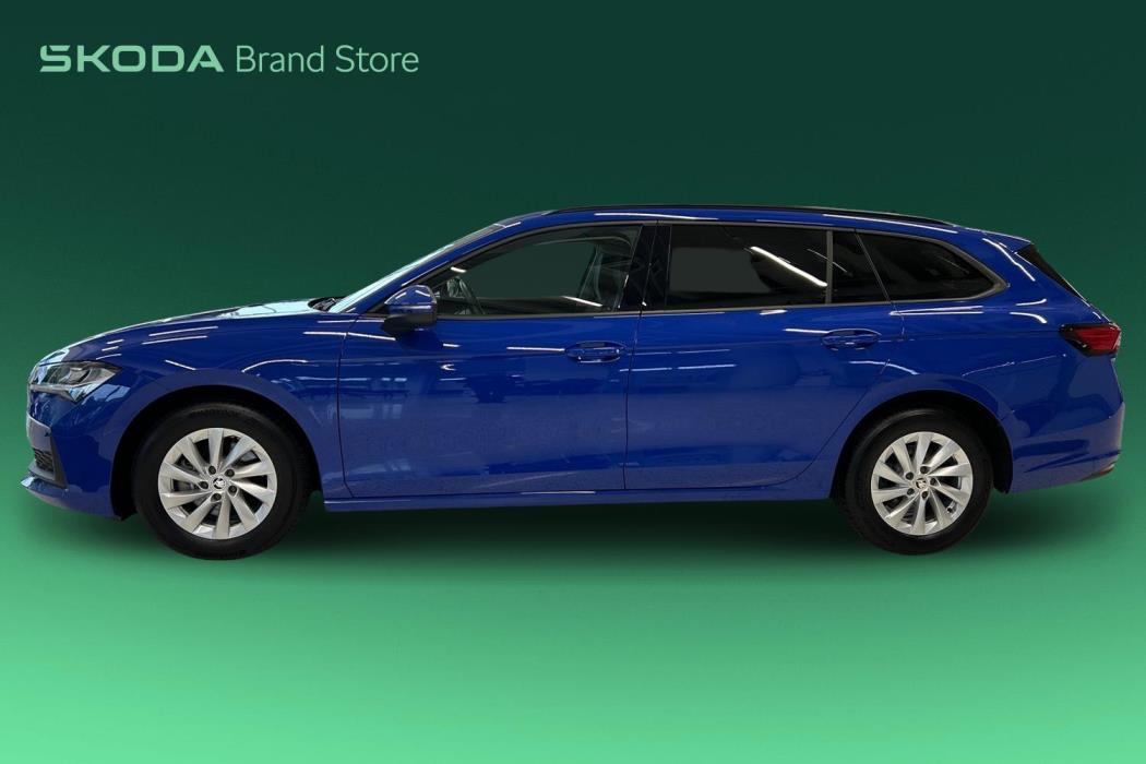 SKODA Superb 2025