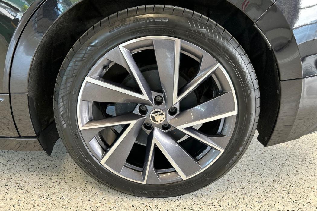Skoda Enyaq 2023
