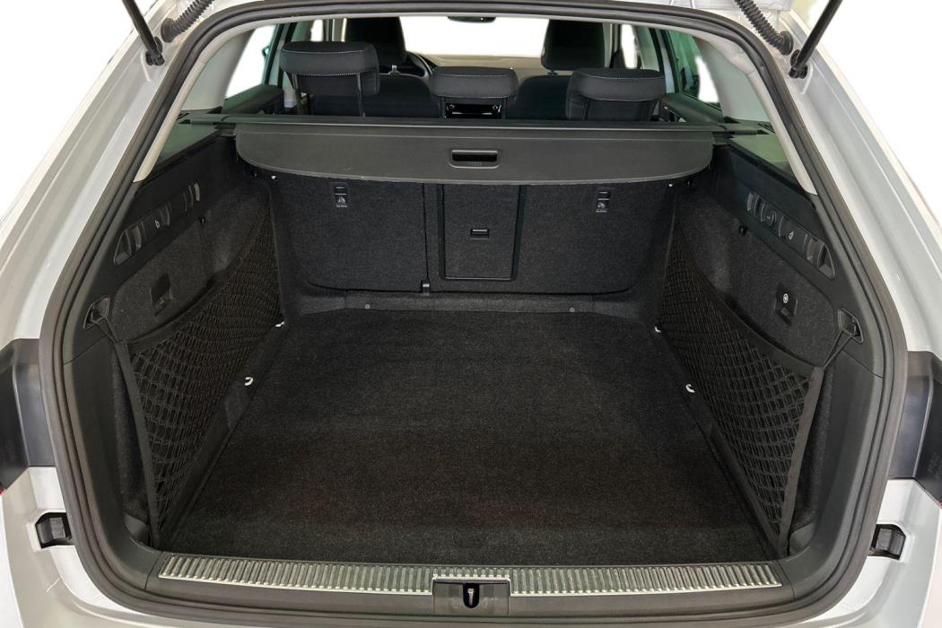 Skoda Superb 2023