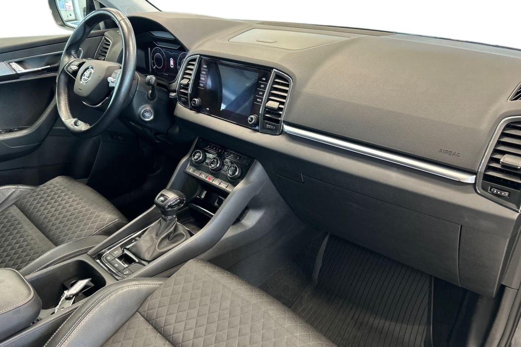 SKODA Karoq 2021