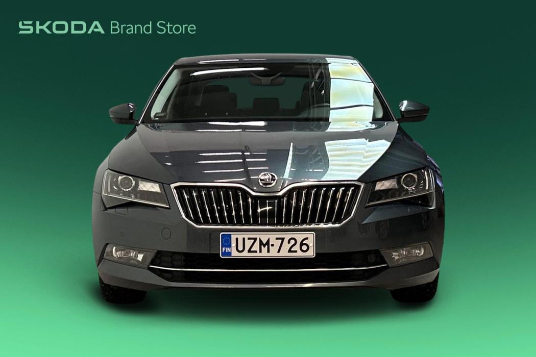 SKODA SUPERB 2016