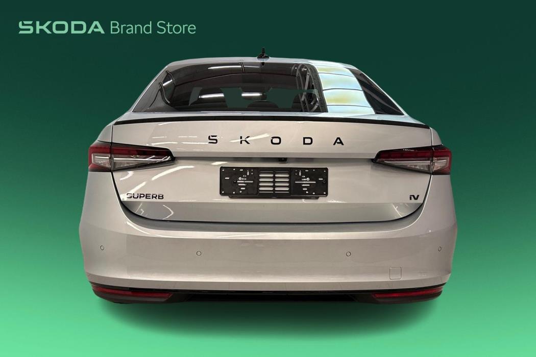Skoda Superb 2025