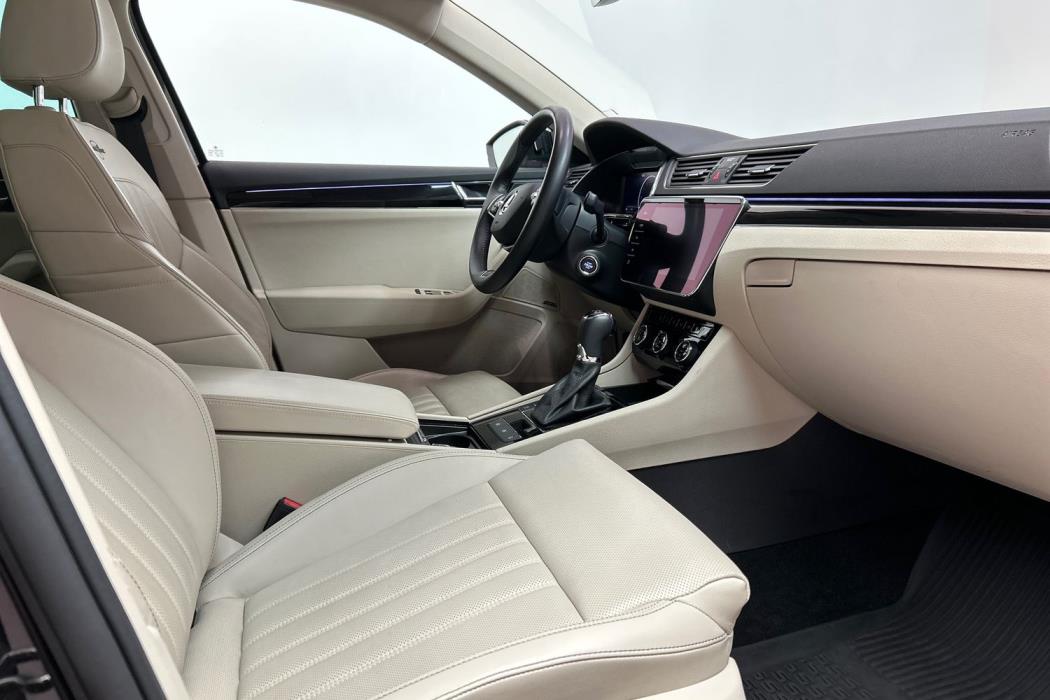 Skoda Superb 2022