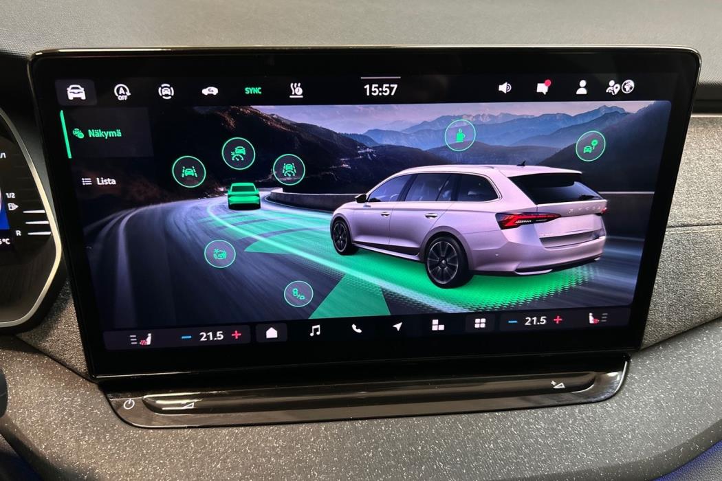 SKODA OCTAVIA 2025