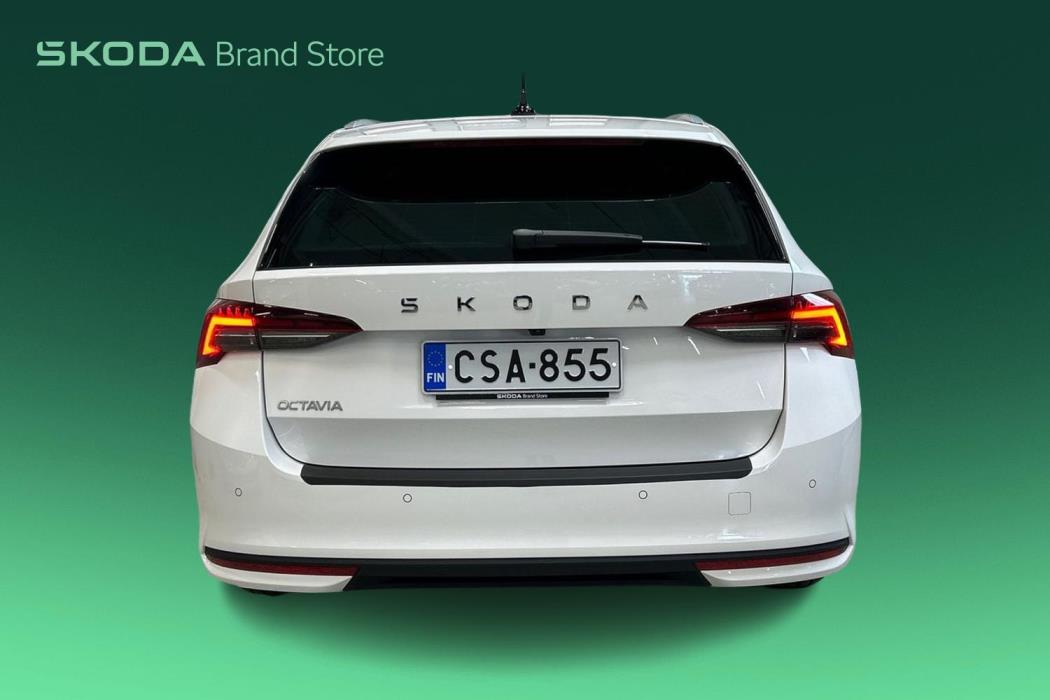 SKODA OCTAVIA 2025