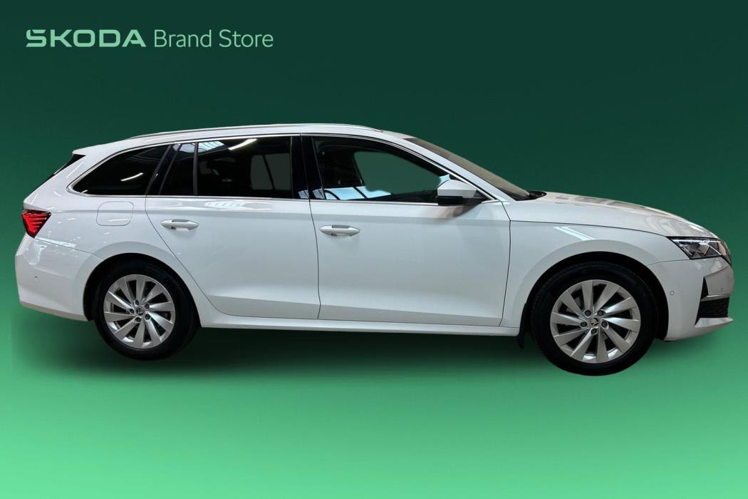 SKODA OCTAVIA 2025