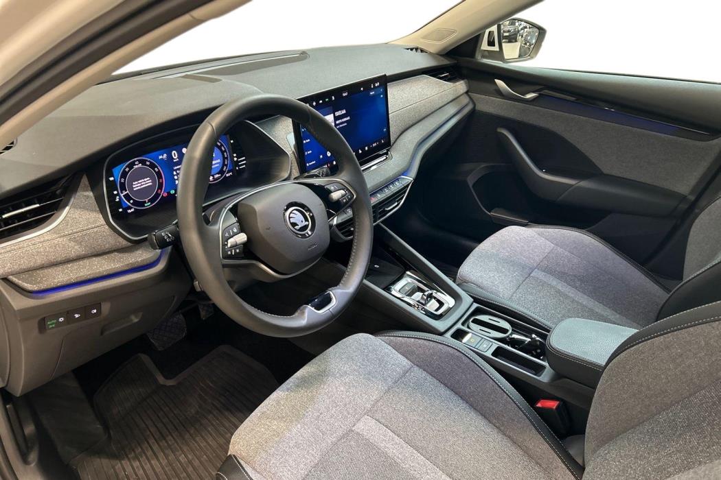 SKODA OCTAVIA 2025