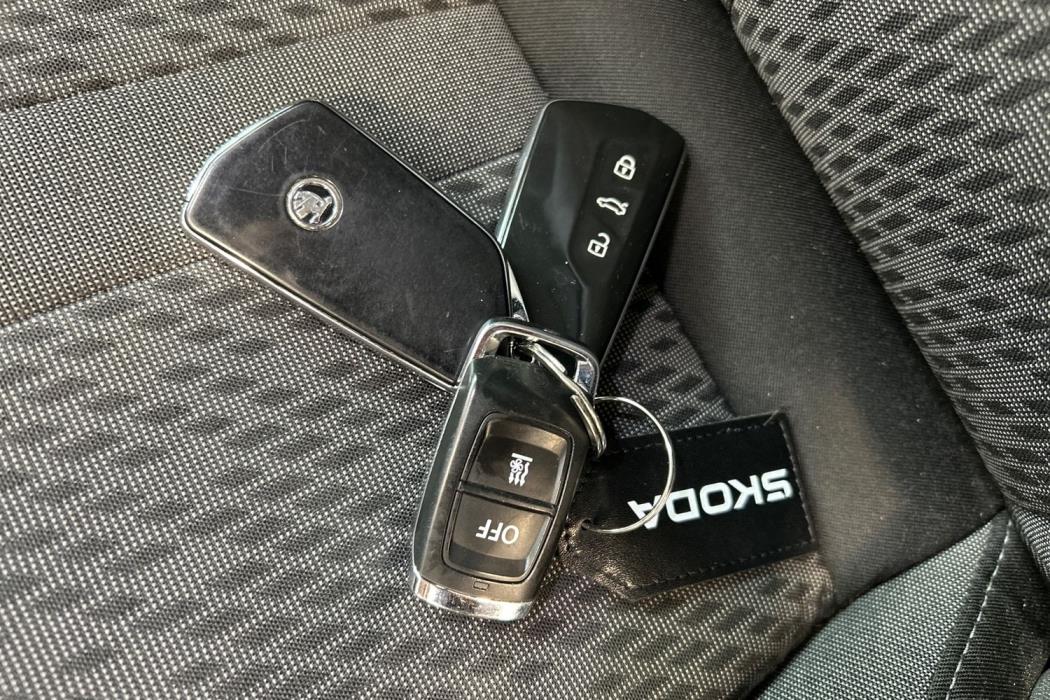 SKODA OCTAVIA 2021