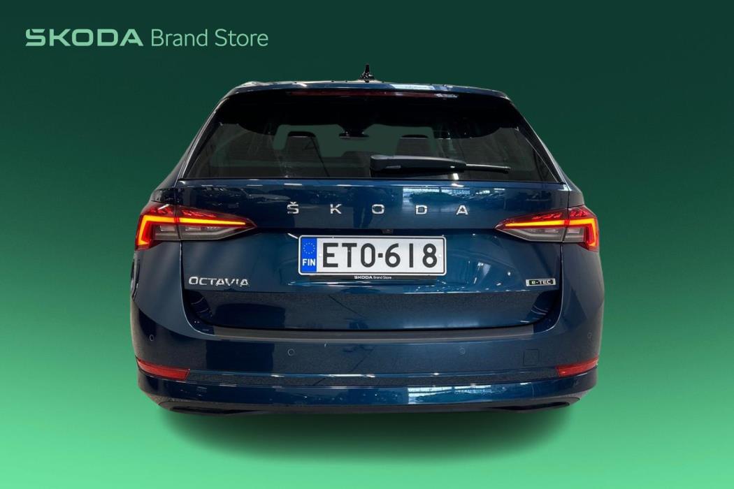 SKODA OCTAVIA 2021