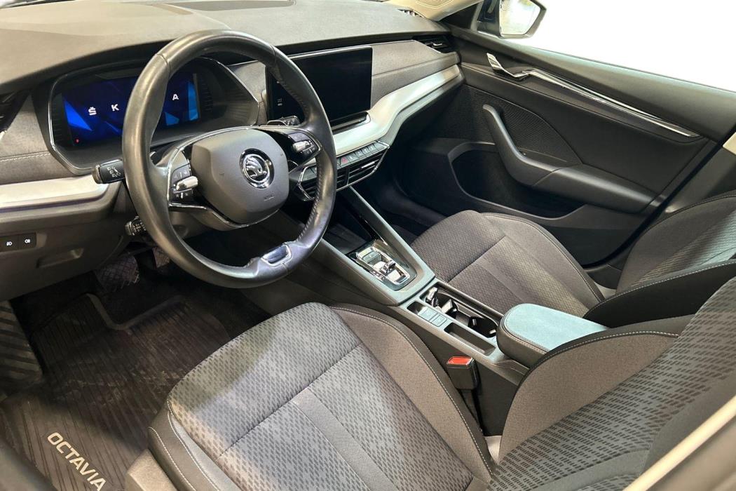 SKODA OCTAVIA 2021