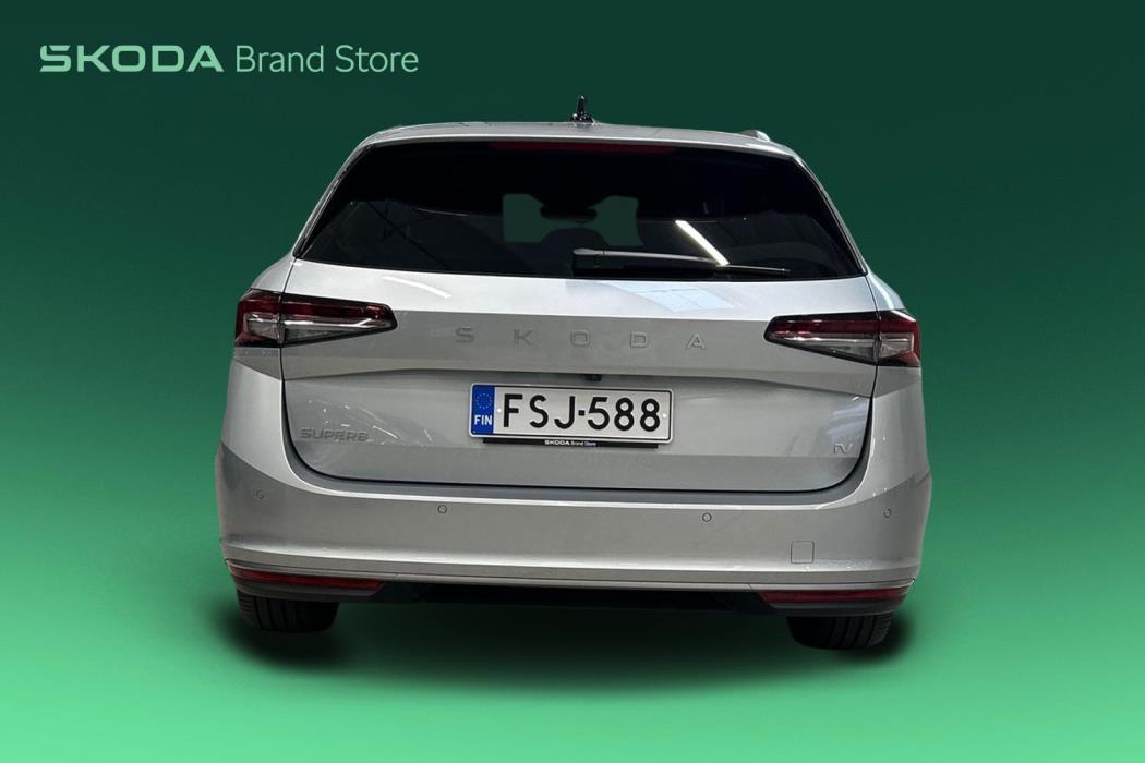 Skoda Superb 2025
