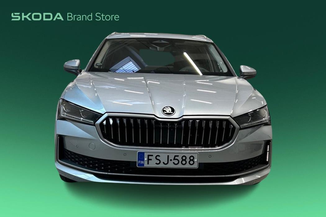 Skoda Superb 2025