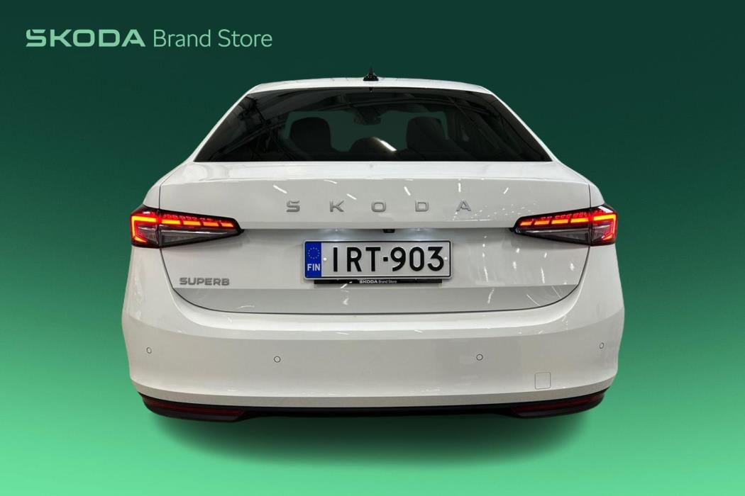 SKODA SUPERB 2025