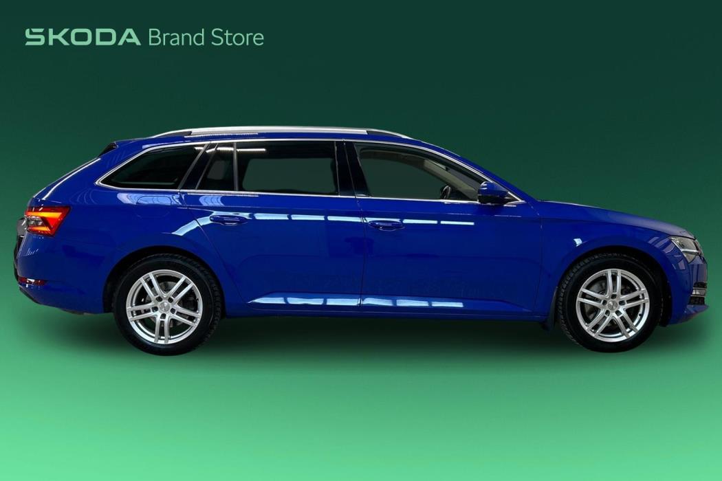Skoda Superb 2022