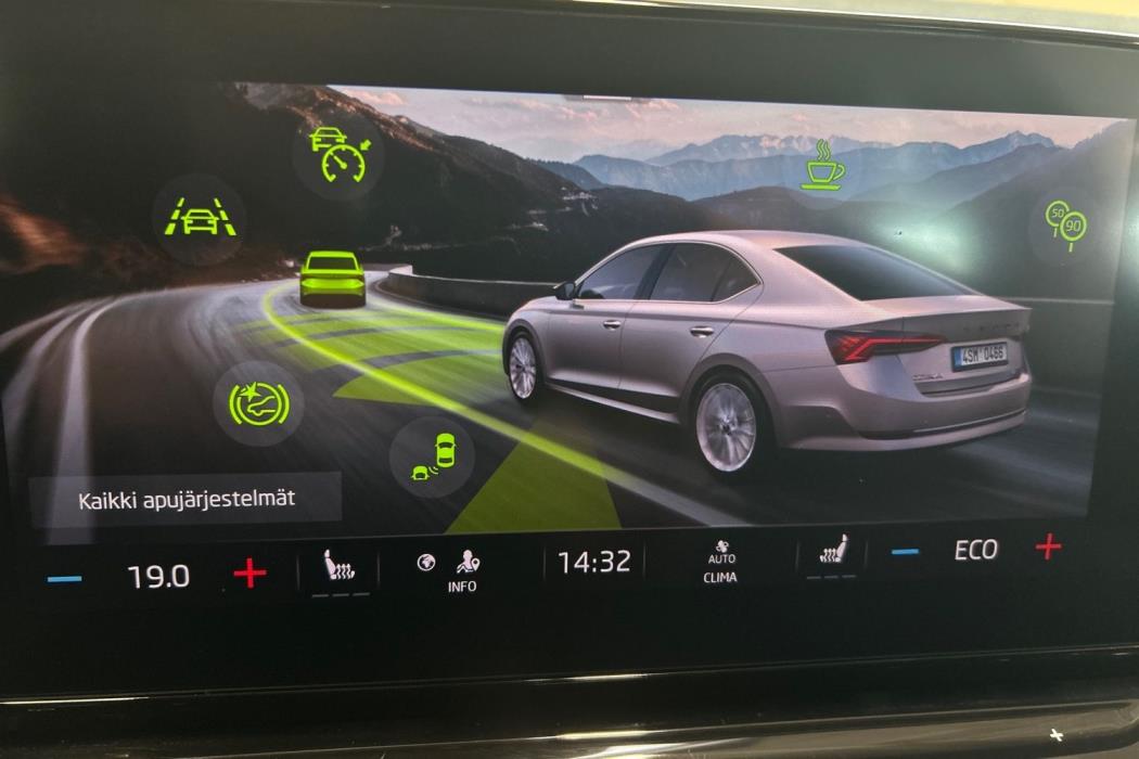 SKODA OCTAVIA 2021