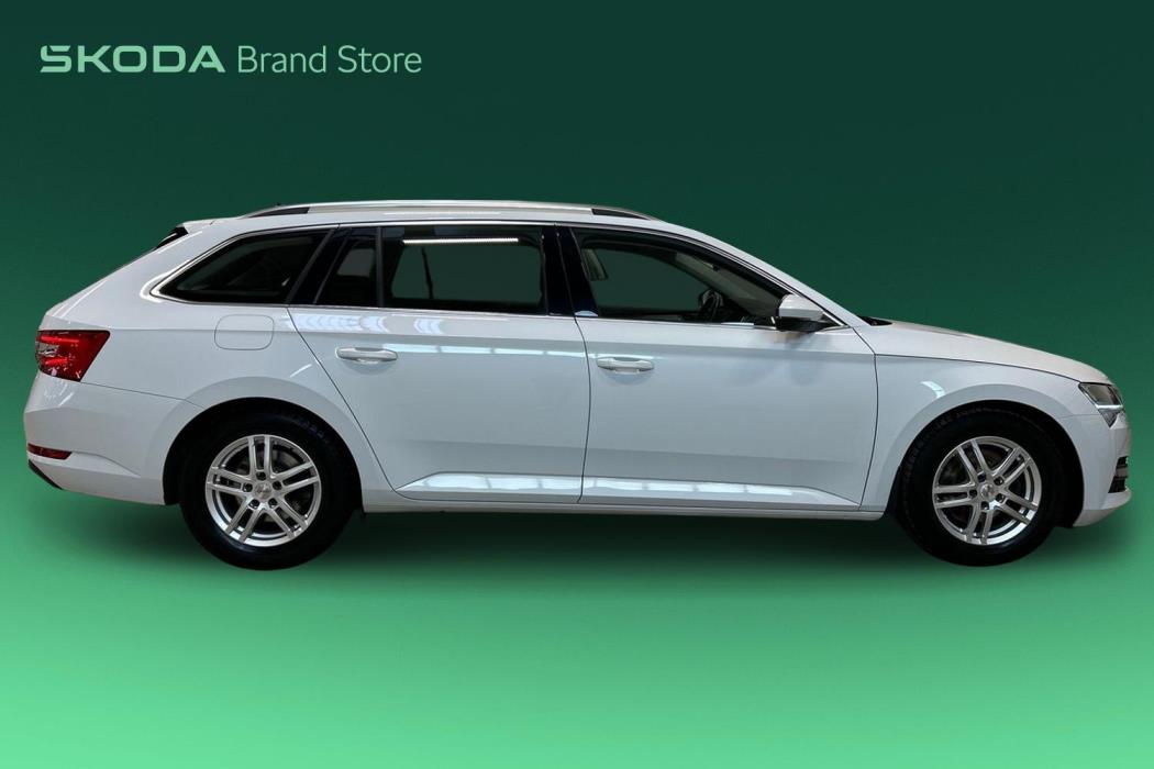 Skoda Superb 2022