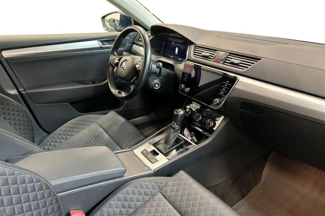 Skoda Superb 2022