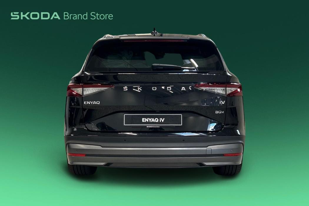 SKODA Enyaq 2023
