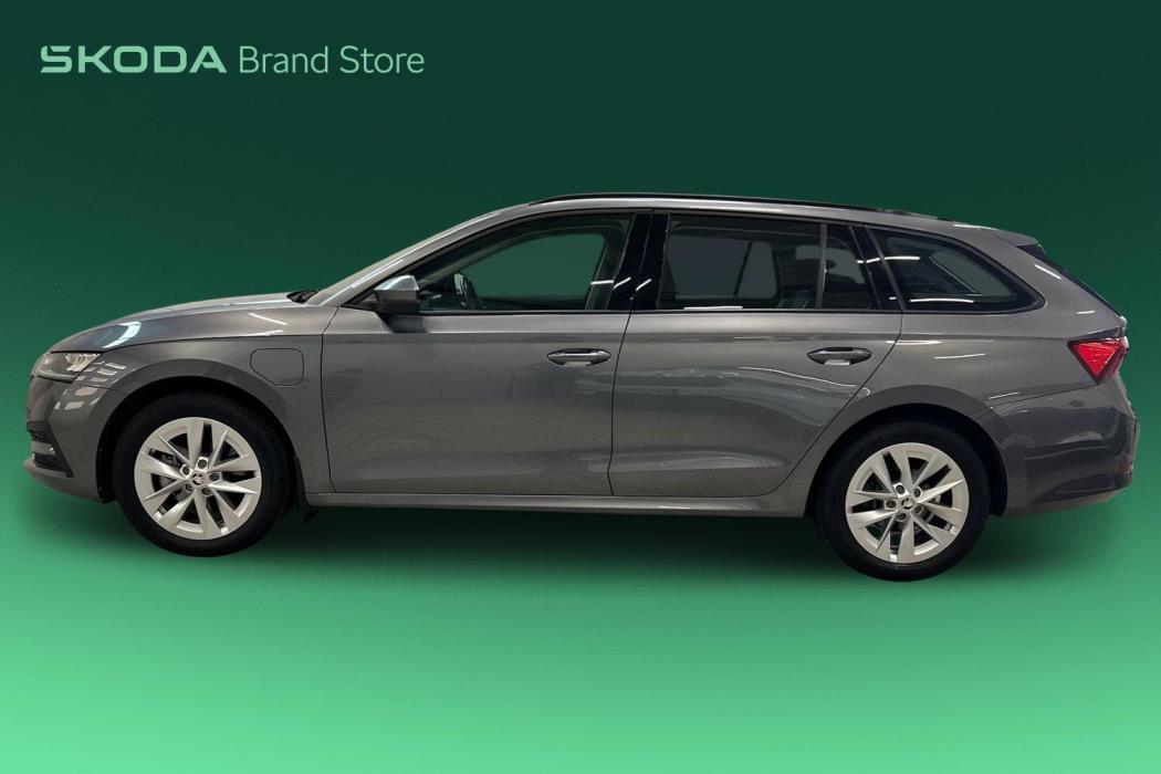 SKODA Octavia 2024