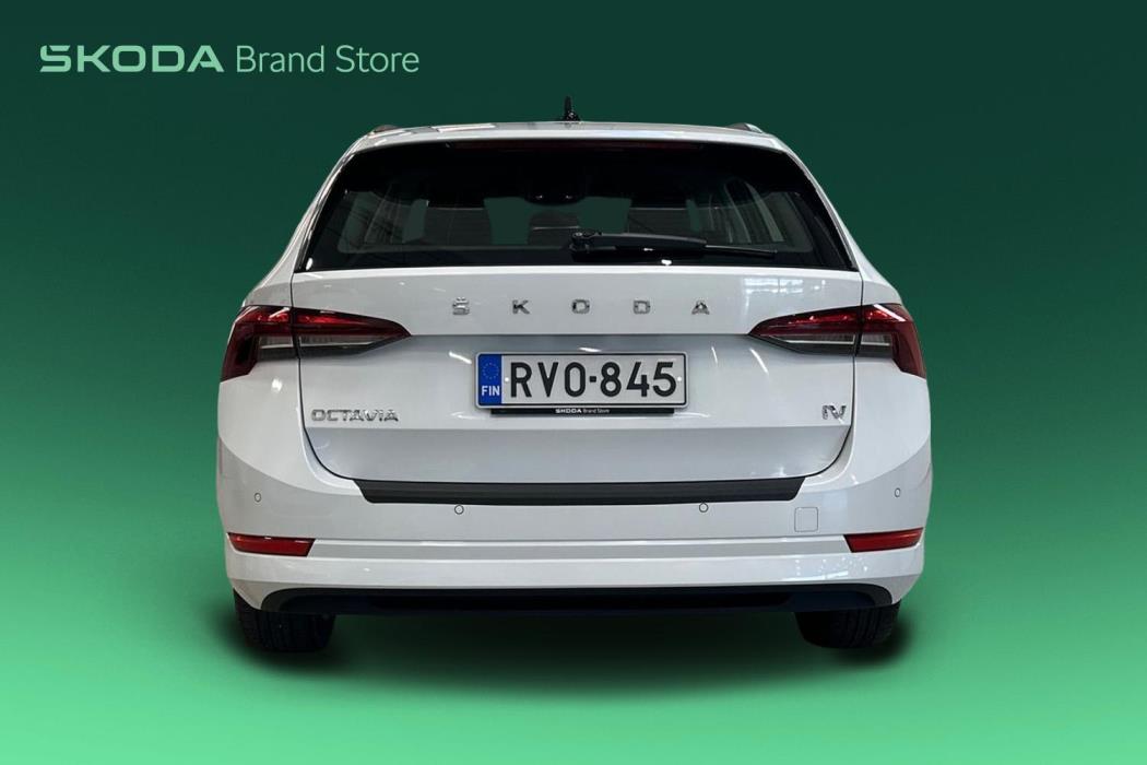 SKODA Octavia 2024