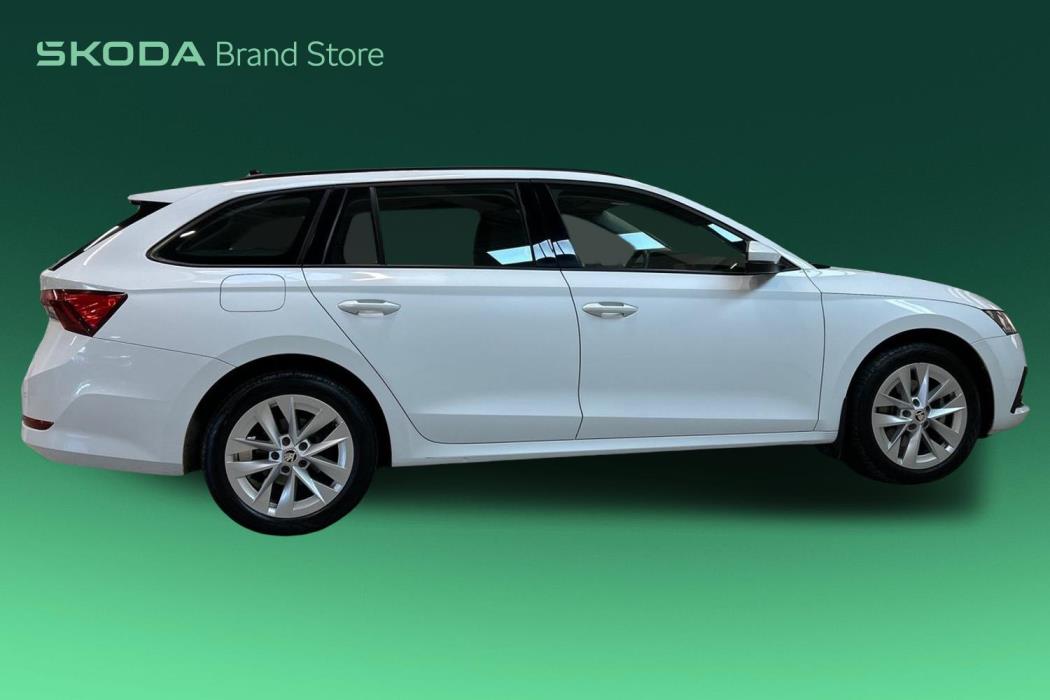 SKODA Octavia 2024