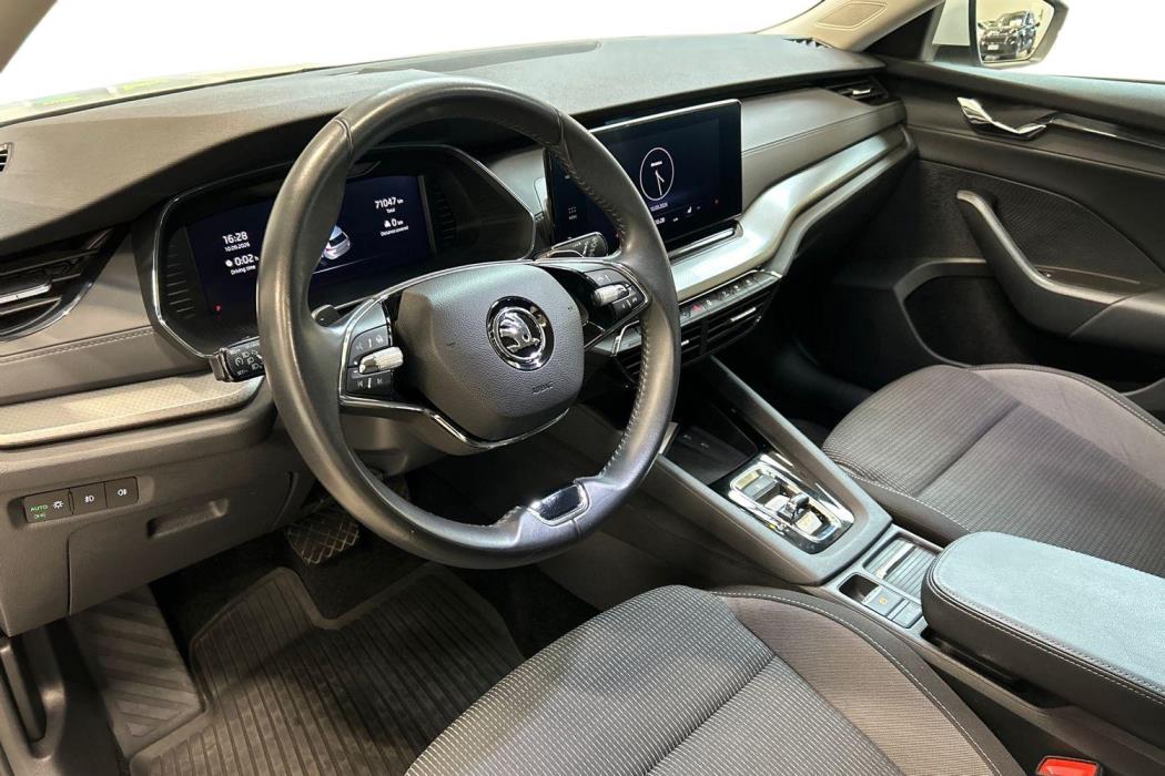 SKODA Octavia 2024